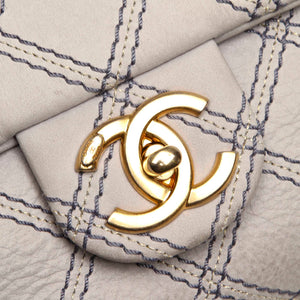 Turn lock Timeless Flap Beige