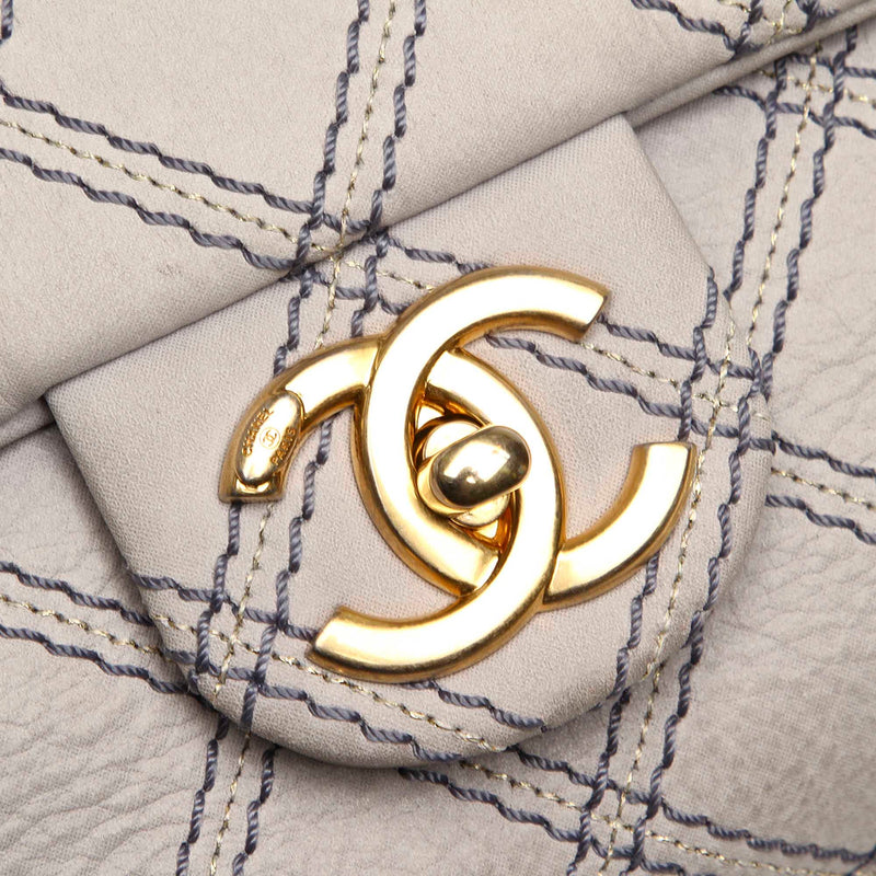 Turn lock Timeless Flap Beige