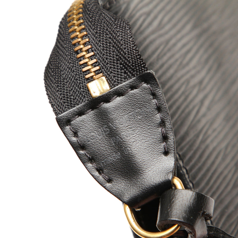 Louis Vuitton Pochette Accessoires Epi Leather Black 1411221