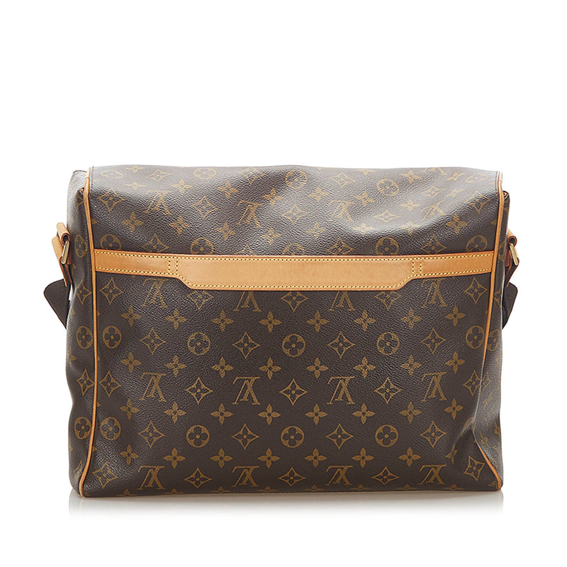 vuitton monogram abbesses messenger