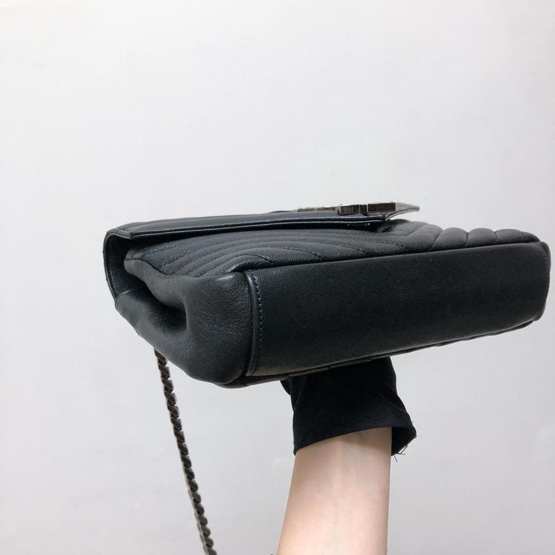 College Medium Black RHW