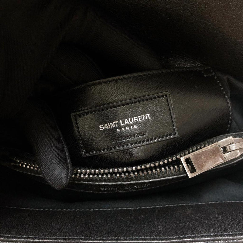 College Medium Black RHW