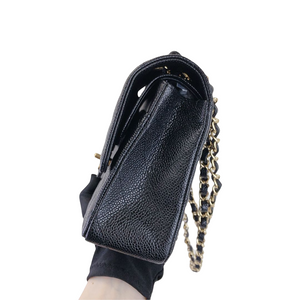Classic Flap Caviar Medium Black GHW