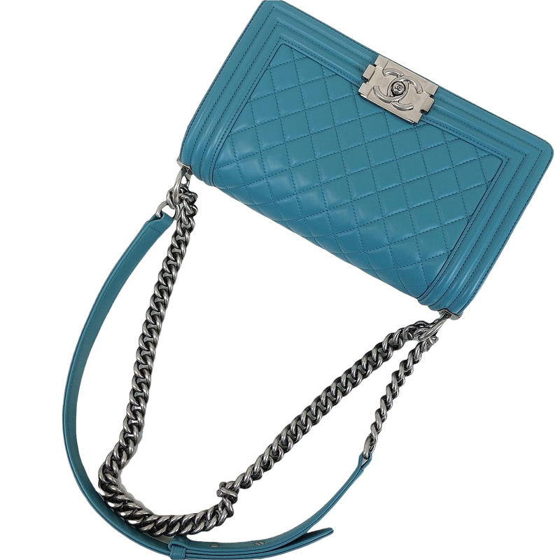 chanel blue bag