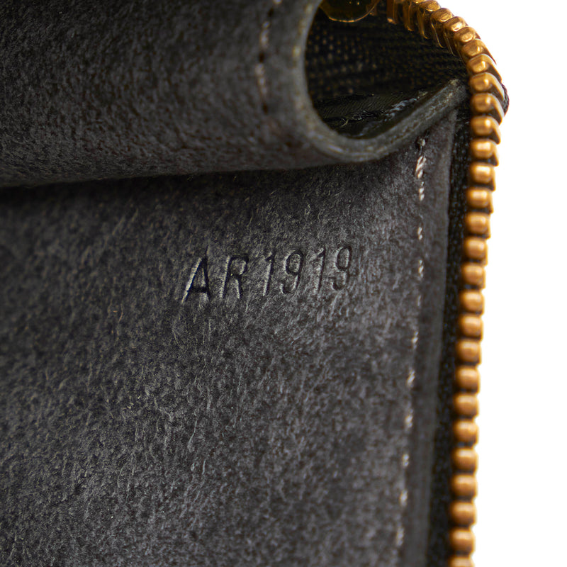 Epi Pochette Accessoires Black - Bag Religion
