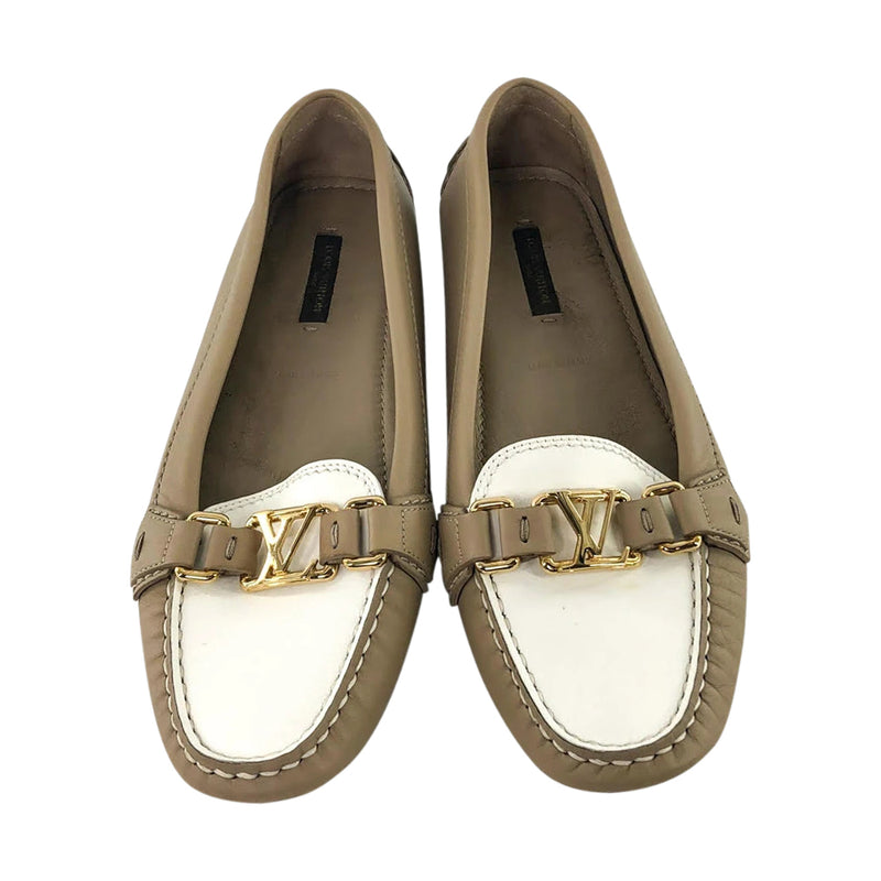 LV Buckle Classic Two-toned Flats