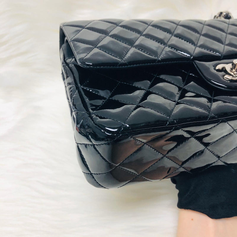 Classic Double Flap Patent Leather M/L SHW Black