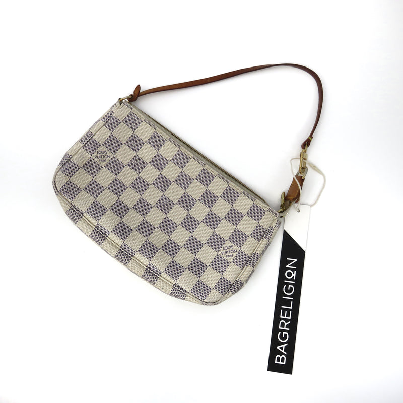 Pochette in Damier Azur