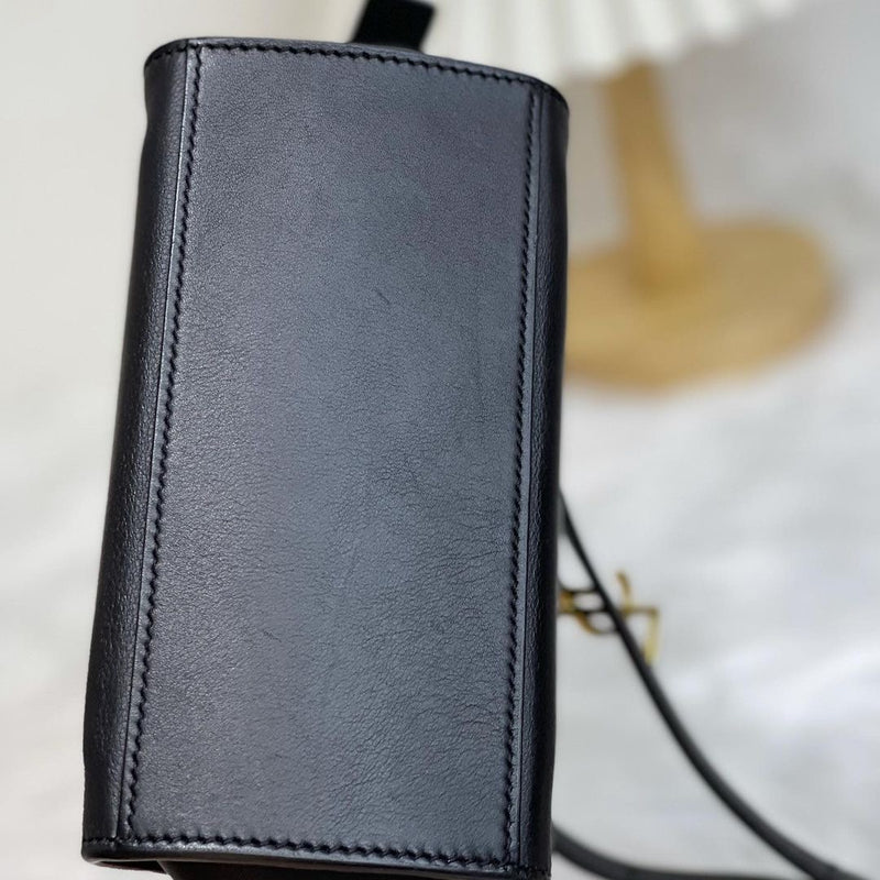 Toy Cabas Smooth Leather GHW