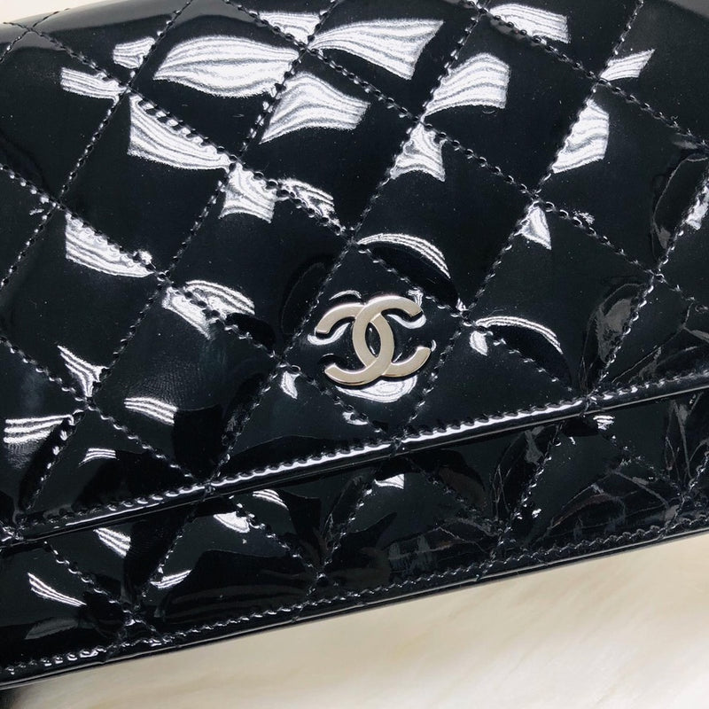 CHANEL-Matelasse-Patent-Leather-Chain-Wallet-WOC-Black-A33814