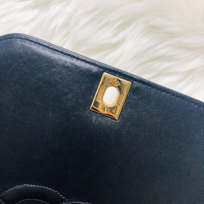 Classic Medium Diana Flap in Black Lambskin GHW