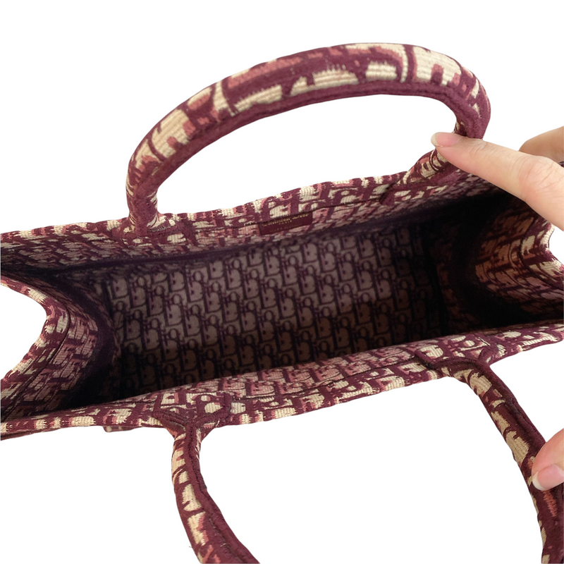 Oblique Large Book Tote Burgundy