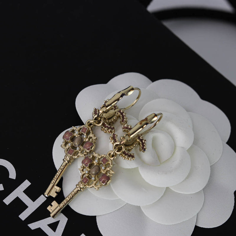 Chanel Clear & Gold Acetate Rhinestone Interlocking CC Pearl Floral Brooch