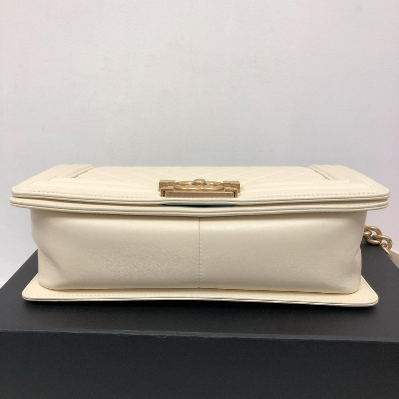 Old Medium Le Boy in Quilted Cream Calfskin with GHW