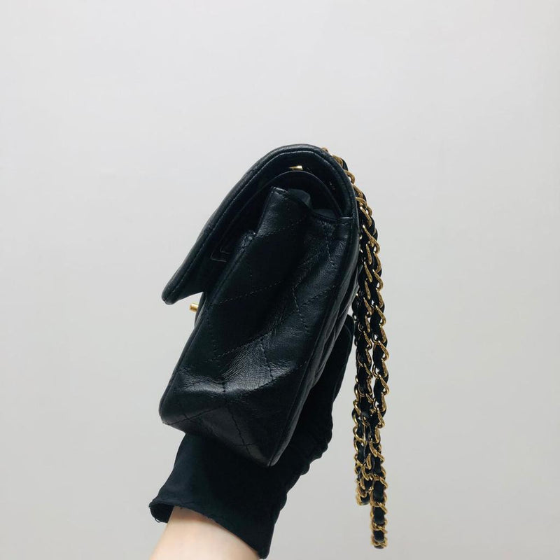 Classic Flap Black Medium Lambskin GHW