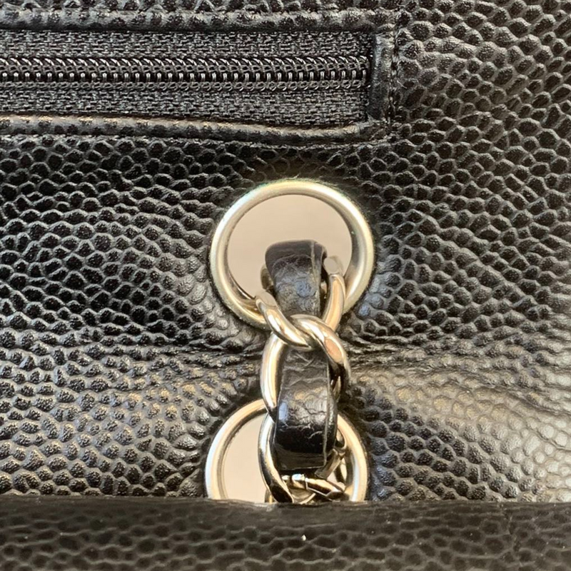 Classic Flap Caviar Medium Black SHW
