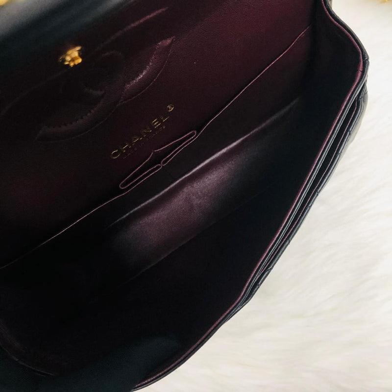 Classic Flap Black Medium Lambskin GHW