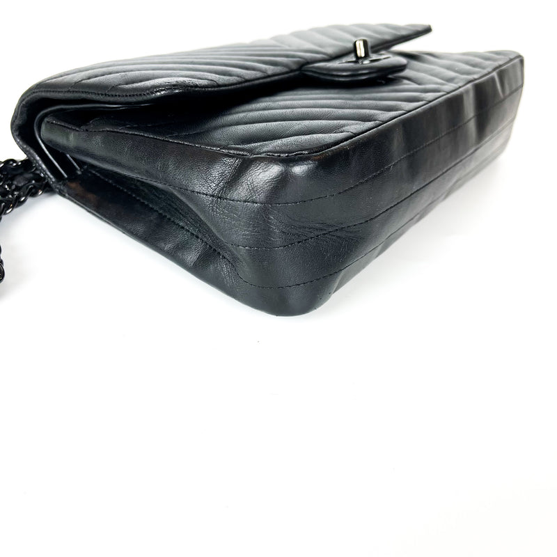 Medium Classic Double Flap So Black Chevron Bag