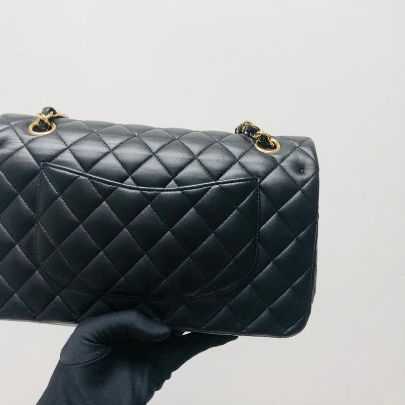 Classic Flap Black Medium Lambskin GHW