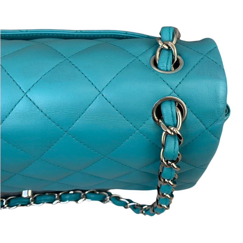 Double Flap Lambskin Jumbo Turquoise Blue SHW