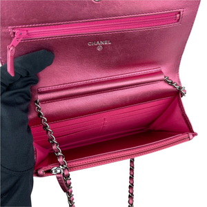 Boy Wallet on Chain Patent Magenta SHW