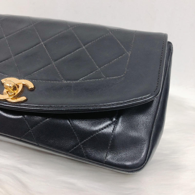 Small Classic Diana flap Black Lambskin GHW