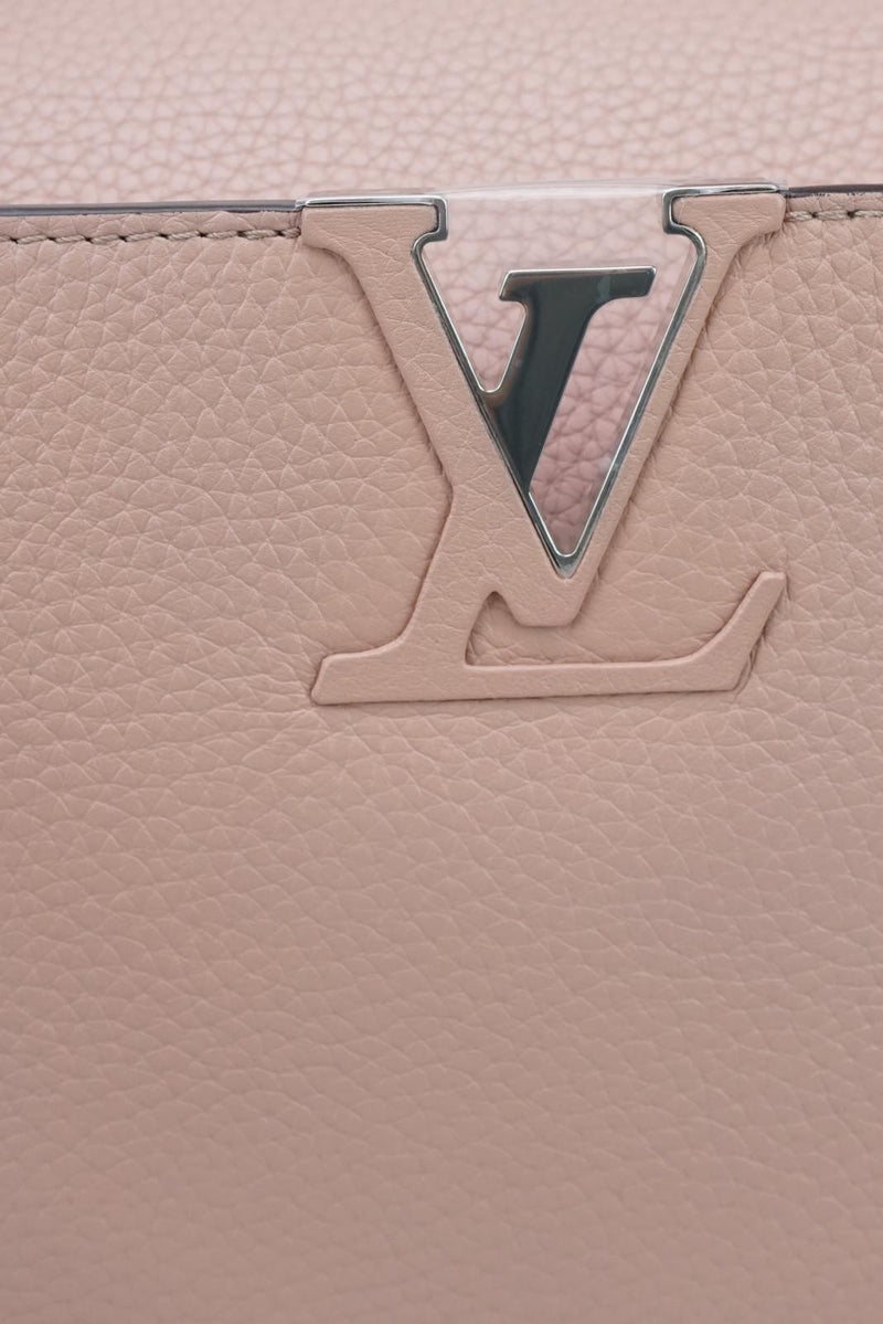 Louis Vuitton Capucines Pink Leather Handbag (Pre-Owned)