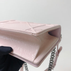 Small Diorama Pink Crackled Patent
