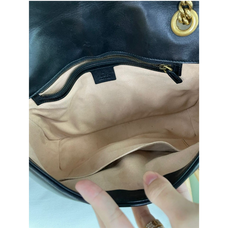 Medium GG Marmont Bag Calfskin Black GHW