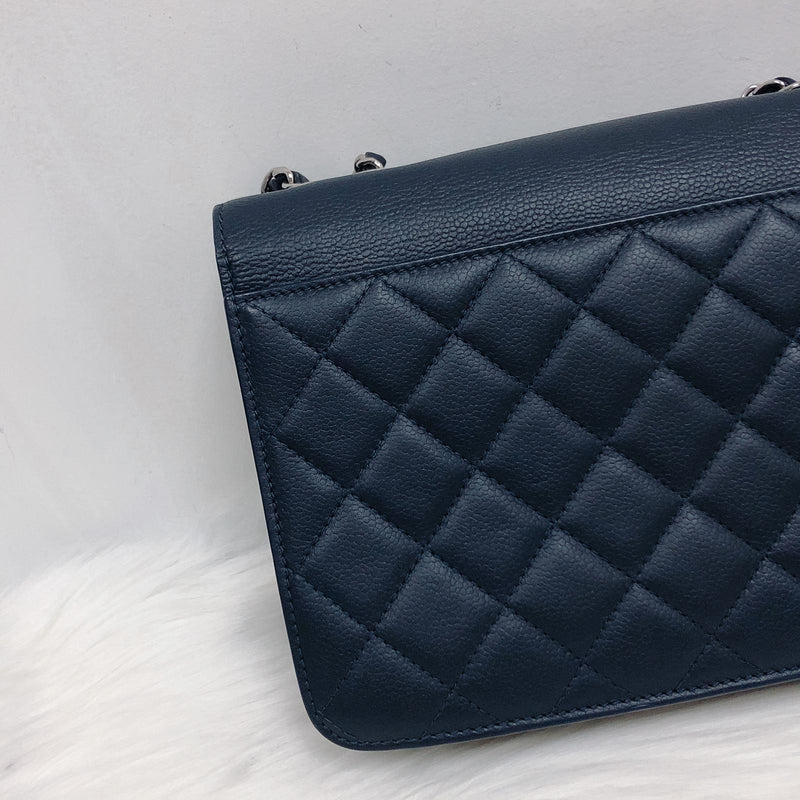 CC Blue Box Flap Medium in Grained Calfskin Quilted