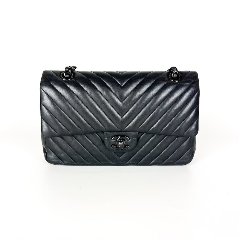 Chanel Patent Chevron - 9 For Sale on 1stDibs