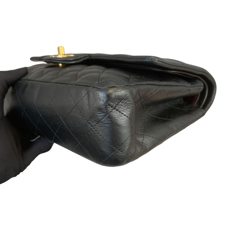 Classic Flap Medium Lambskin Black GHW