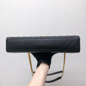 Envelope Large Flap in Chevron Quilted Leather Black