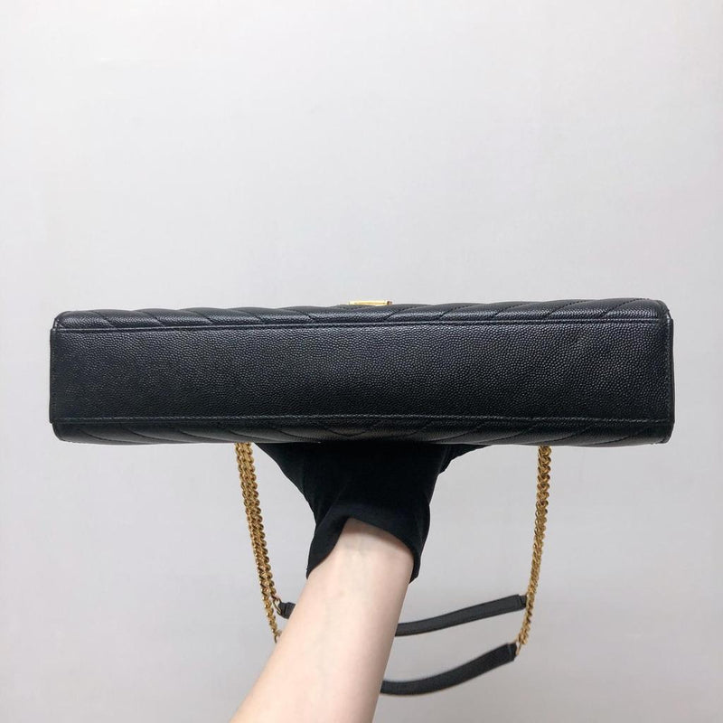 Envelope Large Flap in Chevron Quilted Leather Black