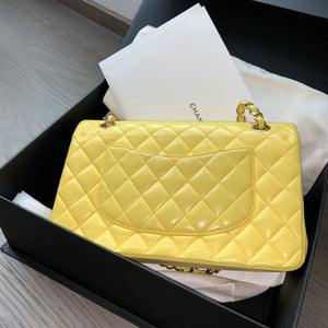Classic Flap Medium Lambskin with Light GHW