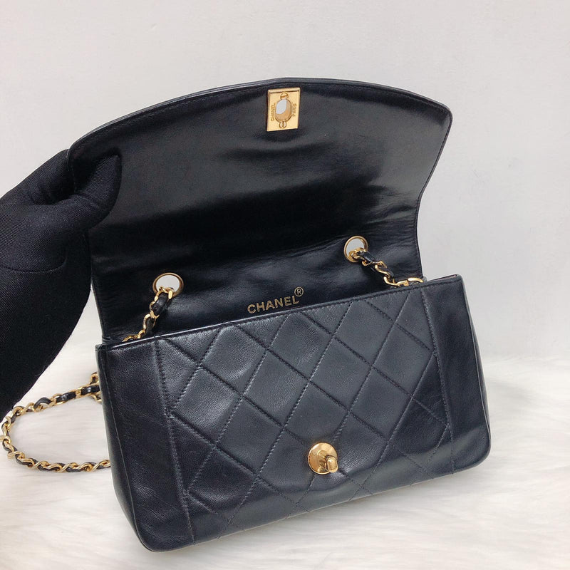 Small Classic Diana flap Black Lambskin GHW