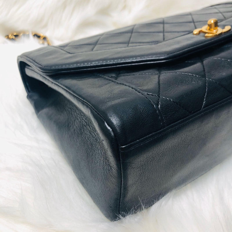 Classic Medium Diana Flap in Black Lambskin GHW