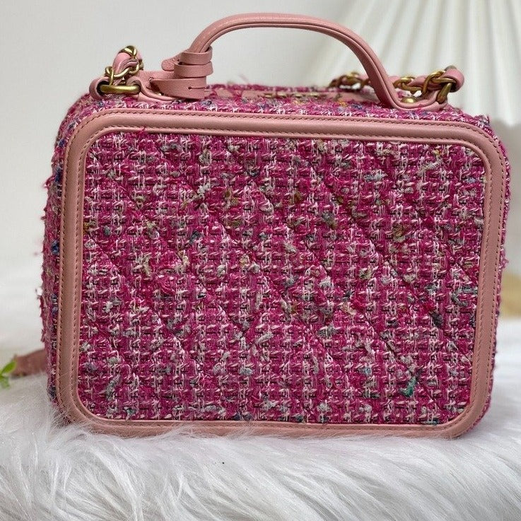 CHANEL Tweed Quilted Medium CC Filigree Vanity Case Pink 396037