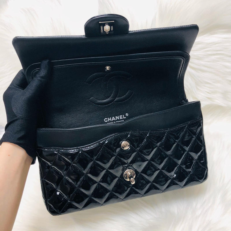 Classic Double Flap Patent Leather M/L SHW Black