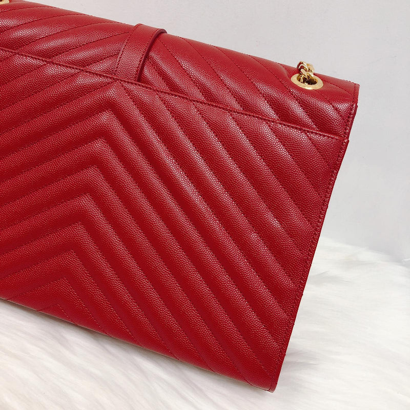 Envelope Large Bag in Chevron Quilted Grain de Poudre Embossed Leather