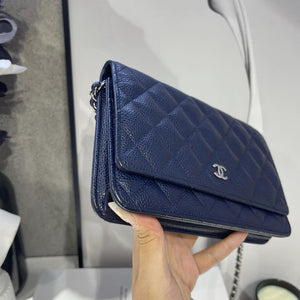 Caviar Wallet on Chain Navy Blue SHW