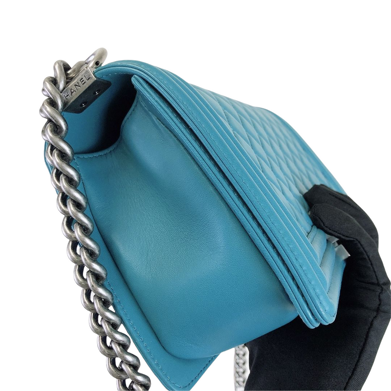 Chanel Bleu Foncé Quilted Lambskin Boy Bag New Medium So Black Hardware  Available For Immediate Sale At Sotheby's