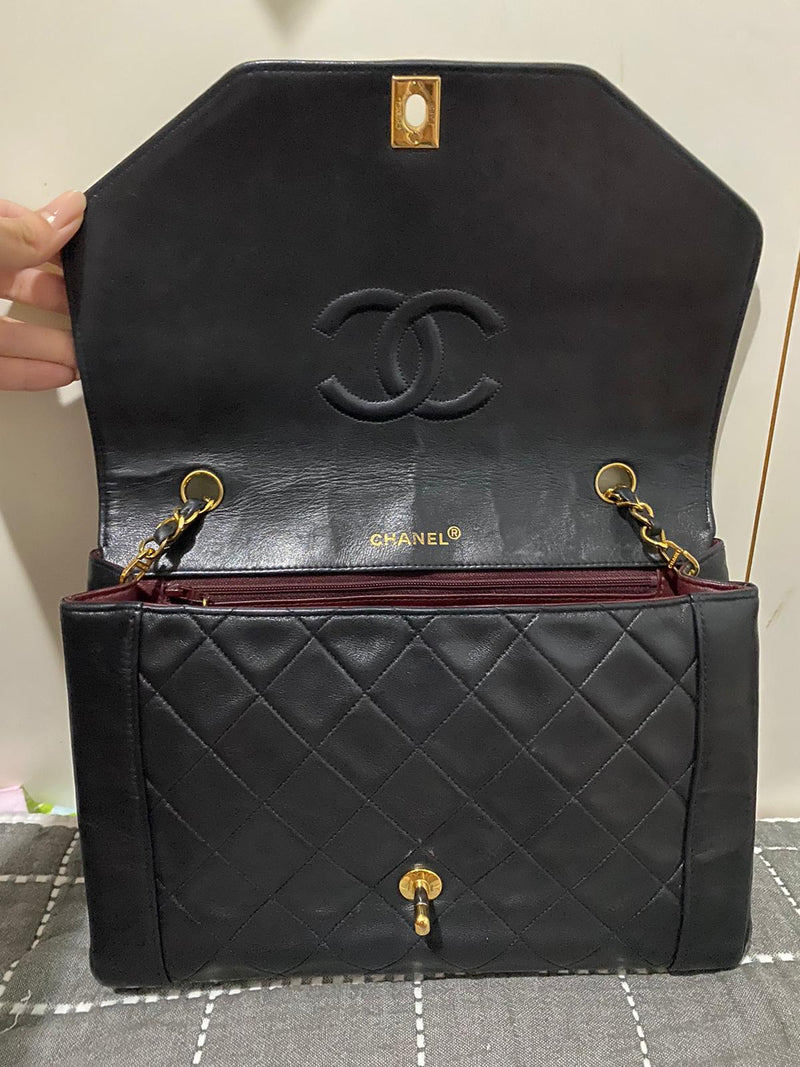 Classic Medium Diana Flap in Black Lambskin GHW