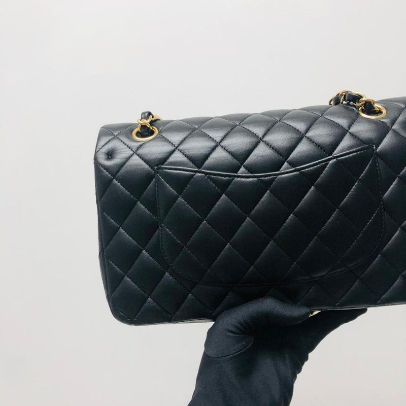 Classic Flap Black Medium Lambskin GHW