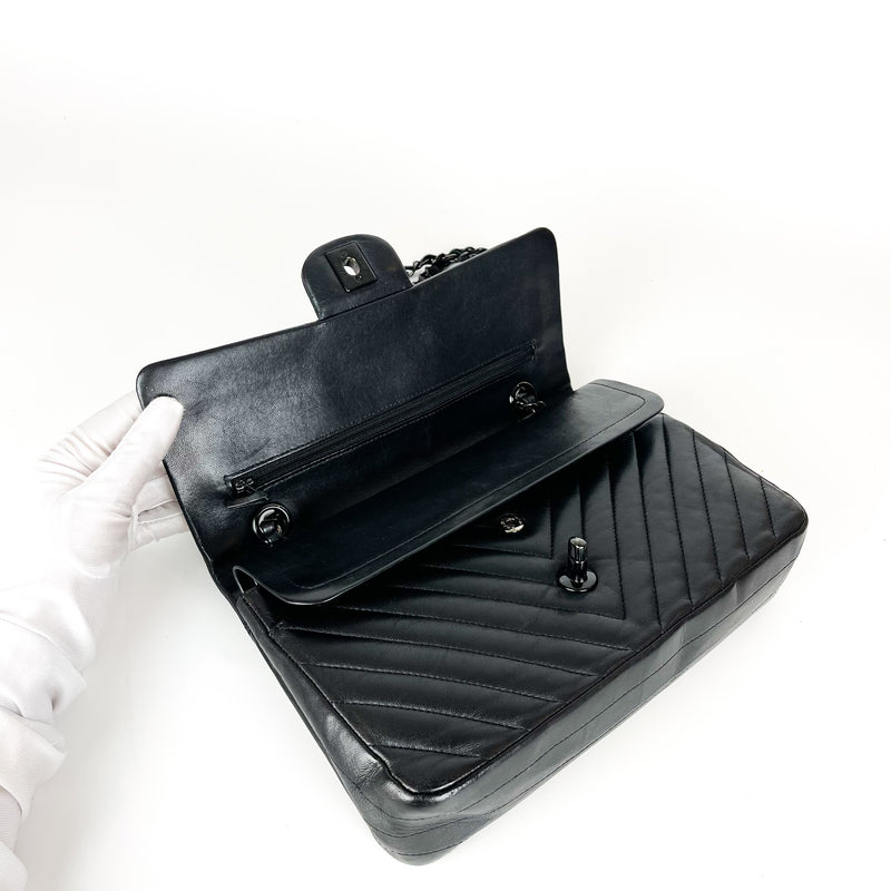 Medium Classic Double Flap So Black Chevron Bag