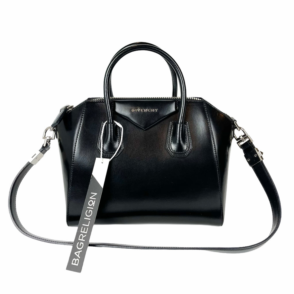 Small Antigona in Black Glossy Leather with Silver Hardware