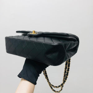 Classic Flap Black Medium Lambskin GHW
