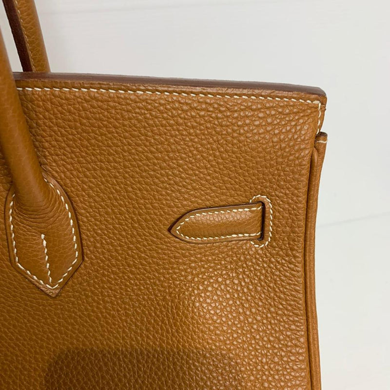 A GOLD TOGO LEATHER BIRKIN 25 WITH GOLD HARDWARE