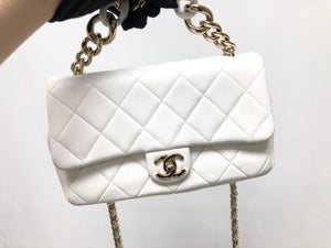 Medium Flap in White Quilted Lambskin Leather with Resin Bi-Colour Chain