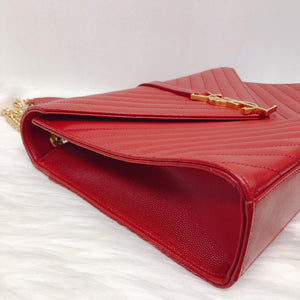 Envelope Large Bag in Chevron Quilted Grain de Poudre Embossed Leather